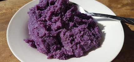 Ube halaya